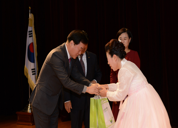 첨부파일