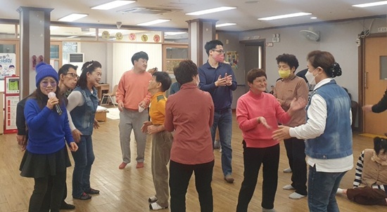 첨부파일