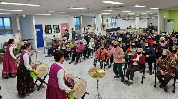 첨부파일