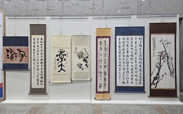 첨부파일